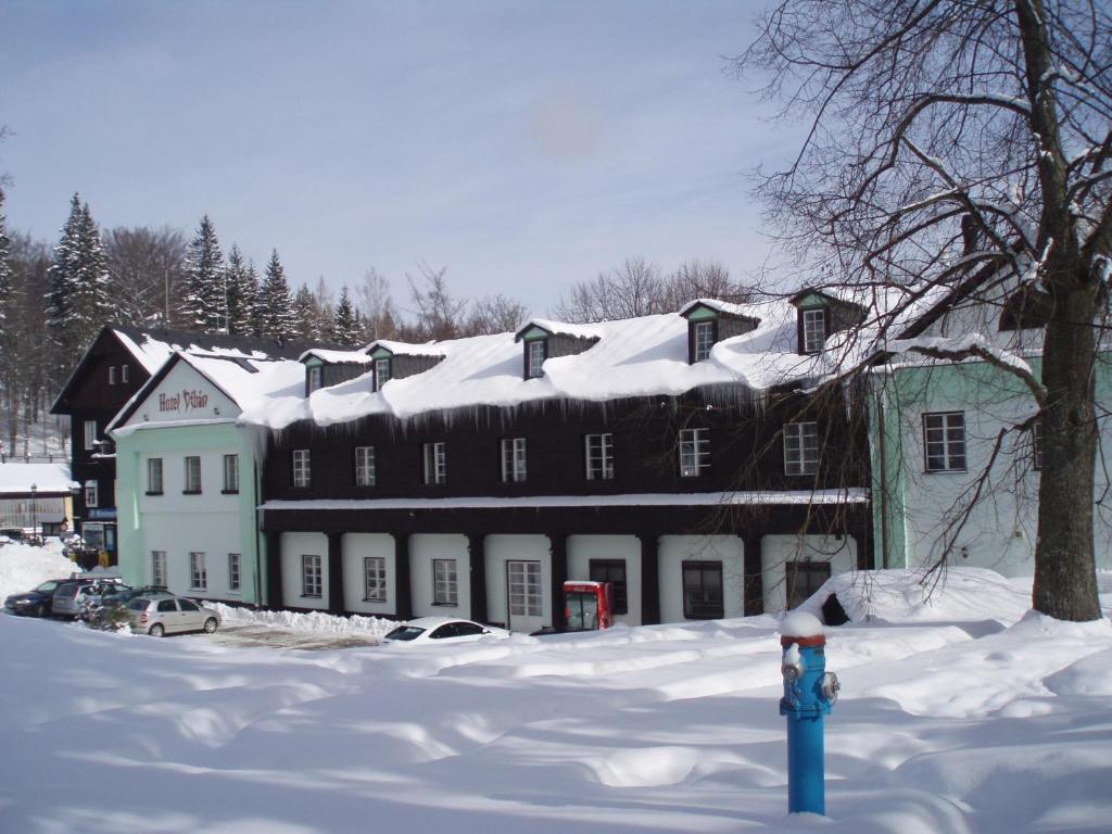 Hotel Dzban Jindrichov Kültér fotó
