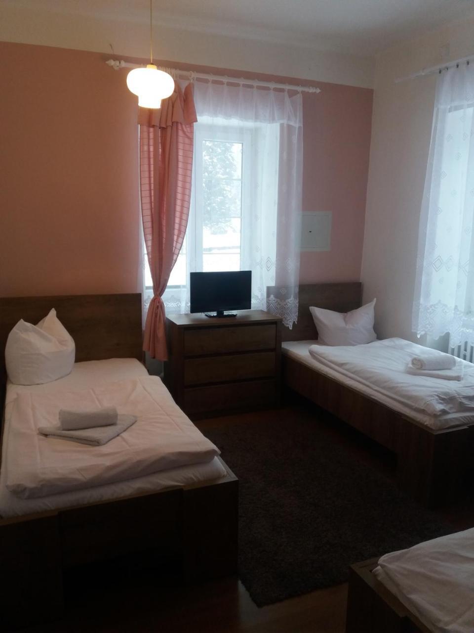 Hotel Dzban Jindrichov Kültér fotó