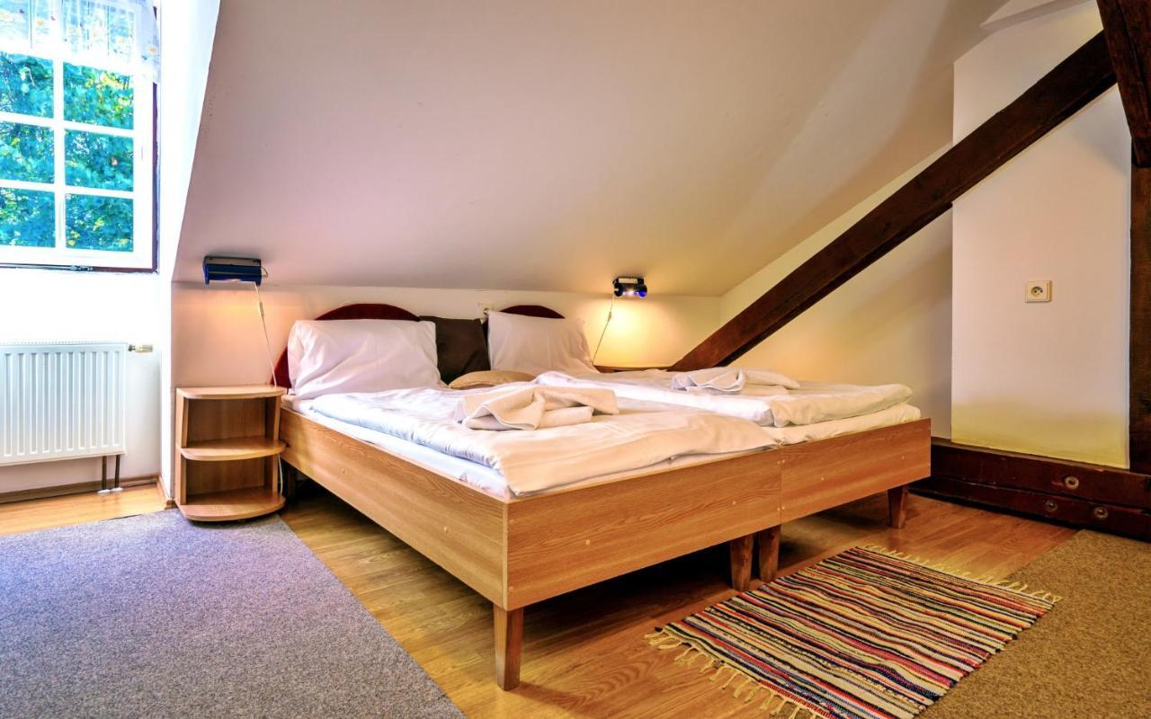 Hotel Dzban Jindrichov Kültér fotó